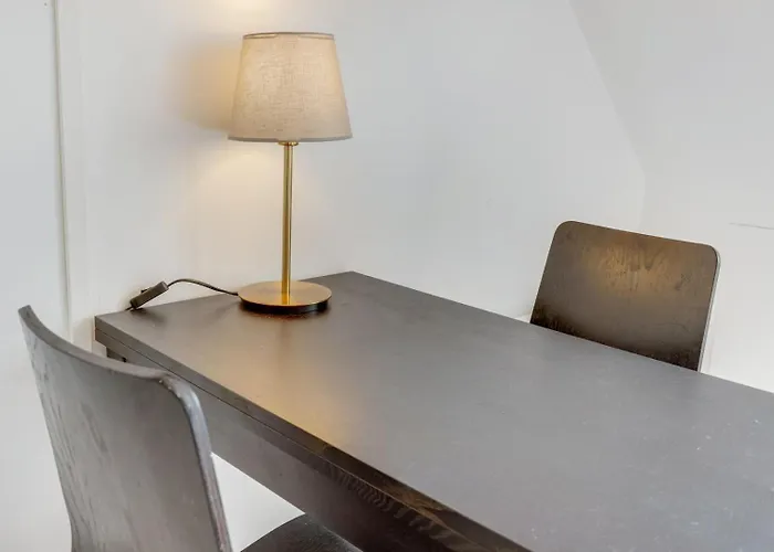 Apartment Marais Rosiers